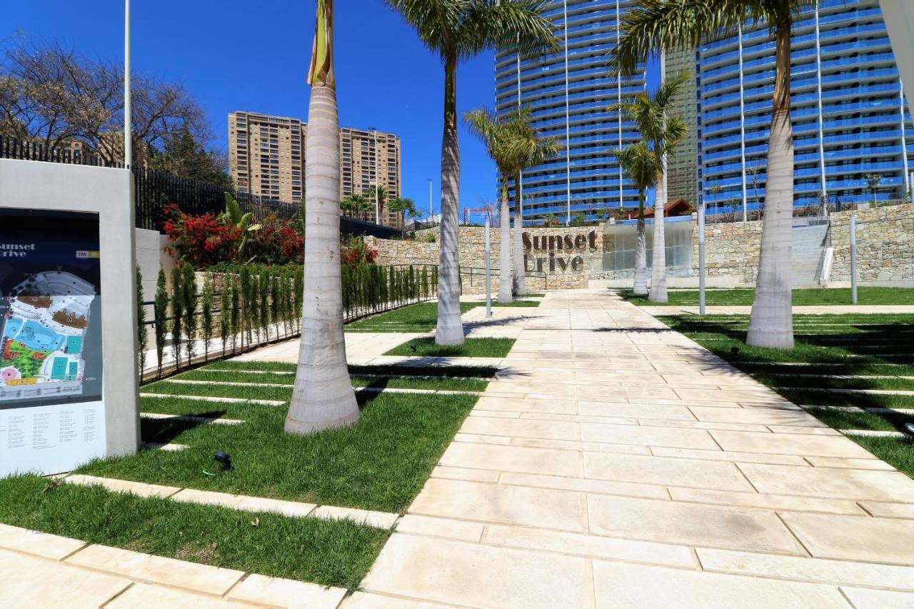 Sunset Drive Resort Apartment 4-8 Poniente Beach Benidorm Bagian luar foto